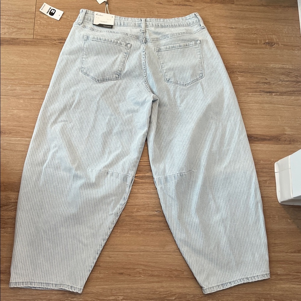 Kancan Horseshoe Striped Stretch Jean Size - 30 NWT - Picture 7 of 11